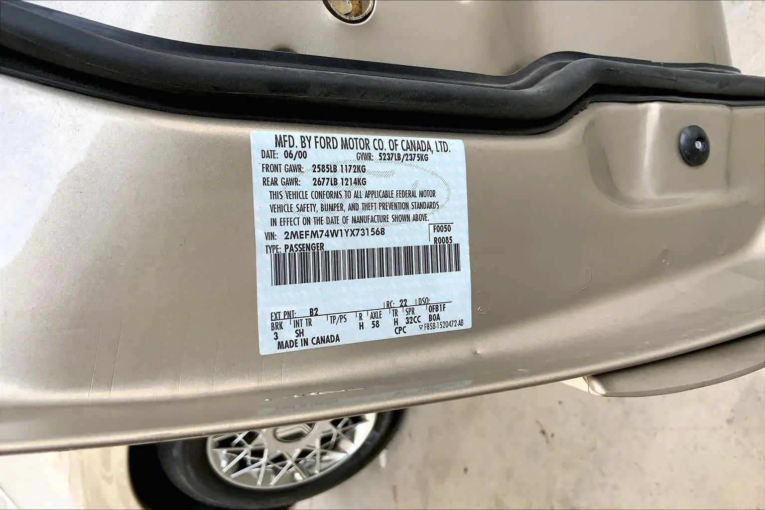 Used 2000 HARVEST GOLD CLEARCOAT METALLIC Mercury GS image 31