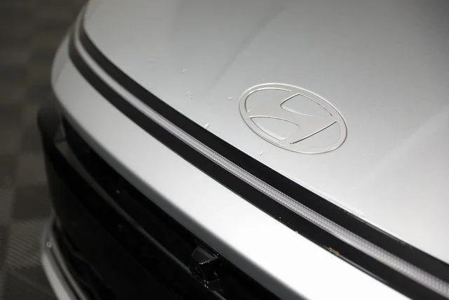 2025 Hyundai Sonata Hybrid Limited - Photo 58