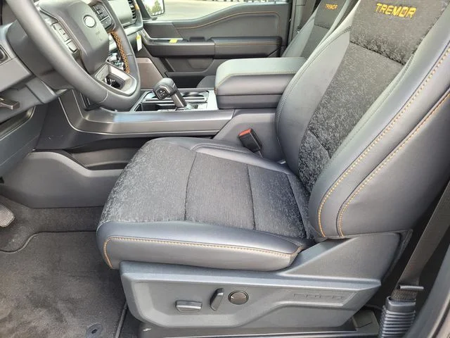 New 2026 Agate Black Metallic Ford Tremor® image 21