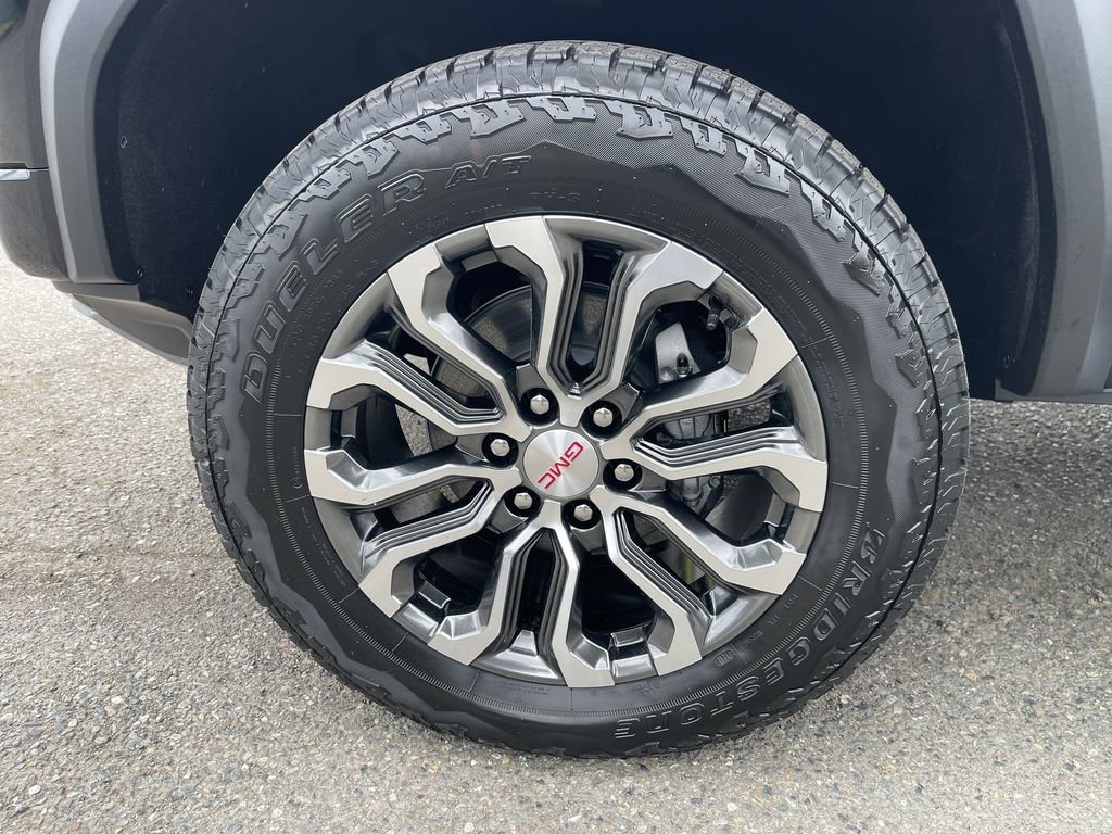 New 2026 Onyx Black GMC Denali image 34