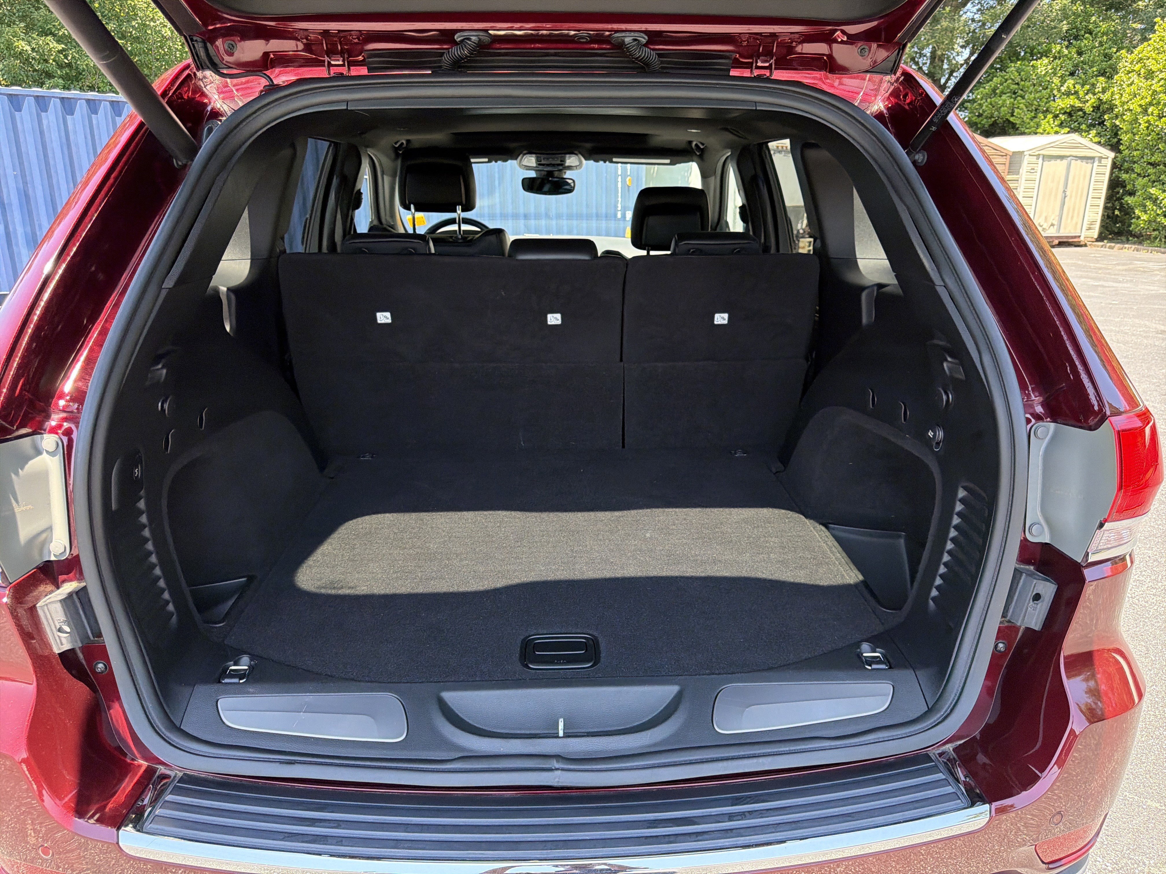 Used 2018 Velvet Red Pearlc Jeep Limited image 17