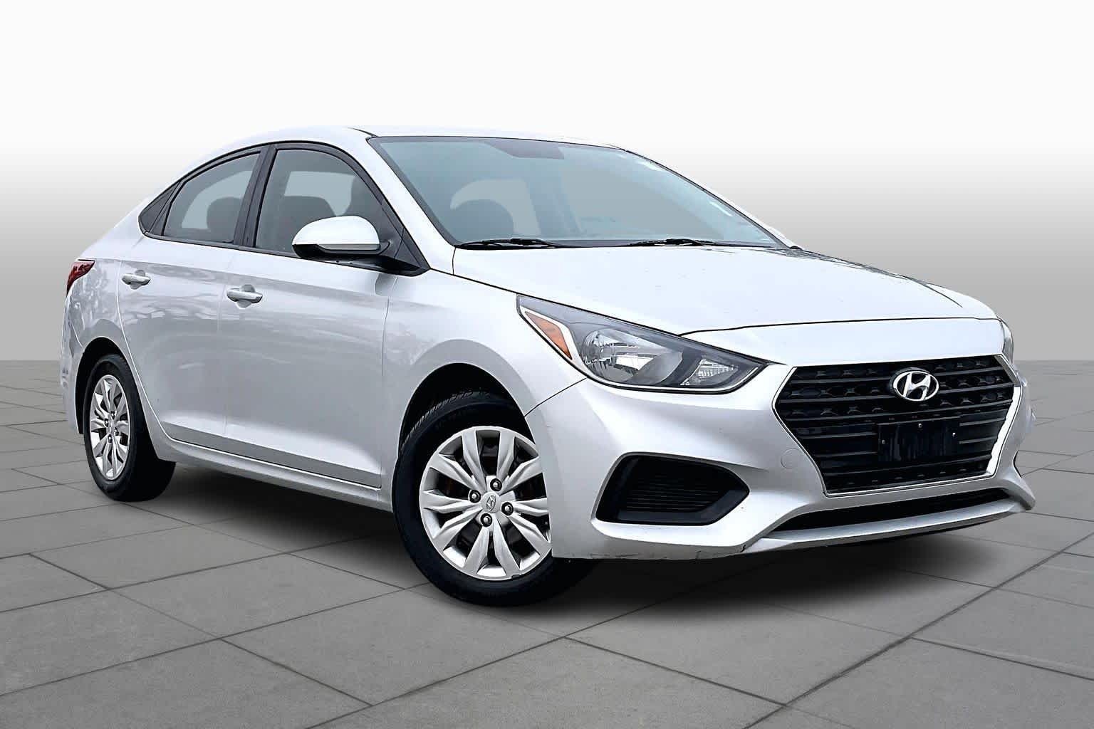 Used 2018 Hyundai Accent SE with VIN 3KPC24A36JE006045 for sale in Boerne, TX
