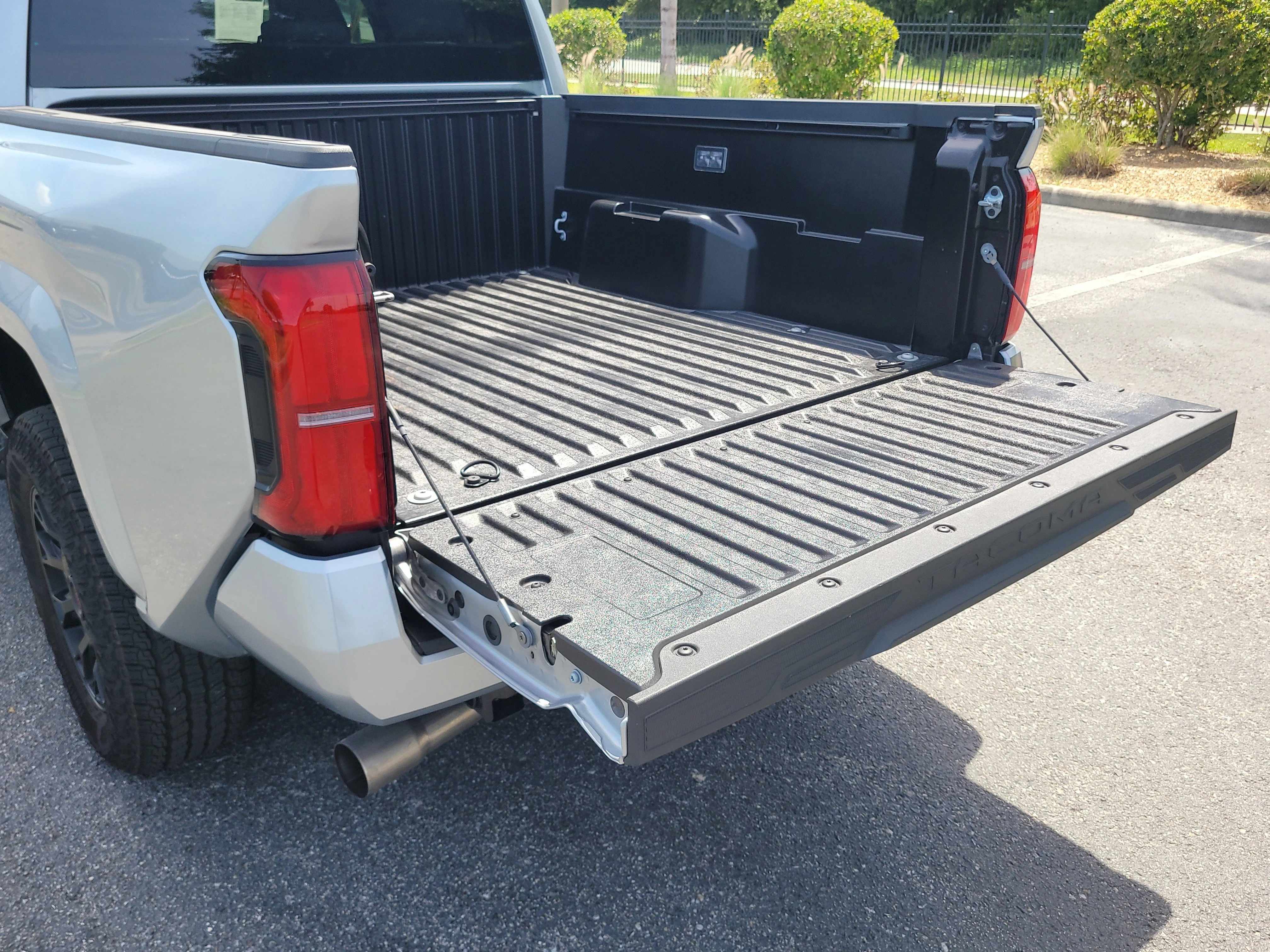 Certified Used 2026  Toyota SR5 image 11