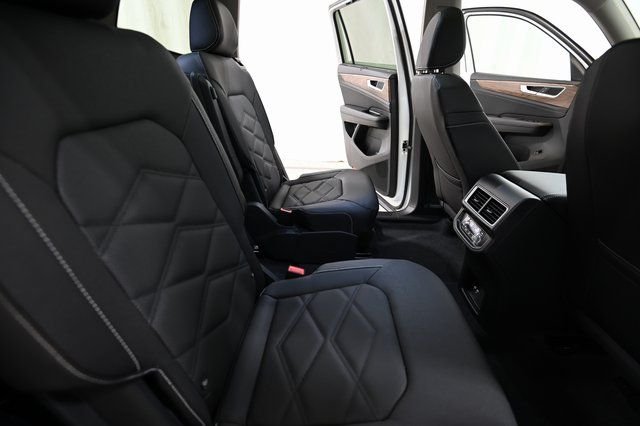 2026 Volkswagen Atlas SE w/Tech - Photo 28