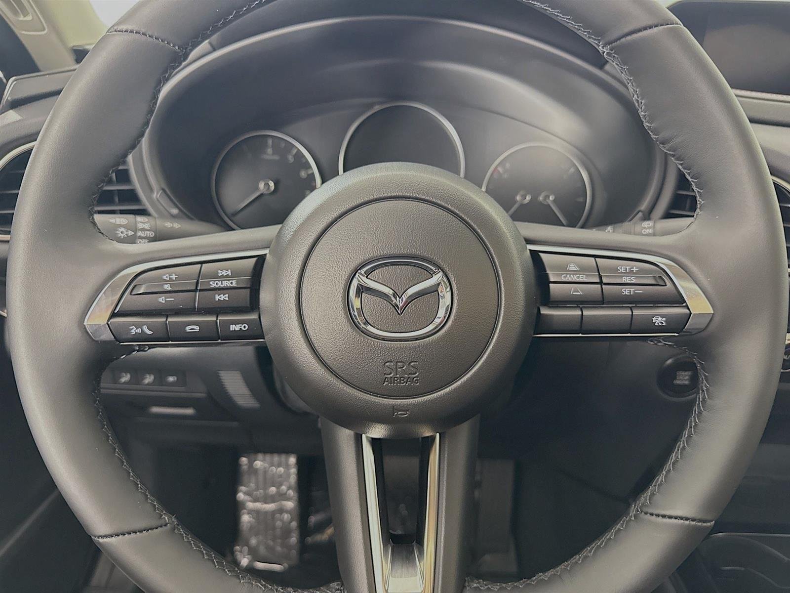 2025 Mazda CX-30 Carbon Edition - Photo 17