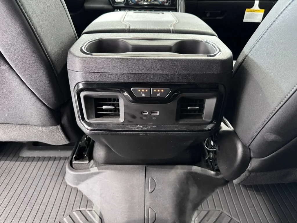 2024 GMC Sierra 2500HD AT4 - Photo 29