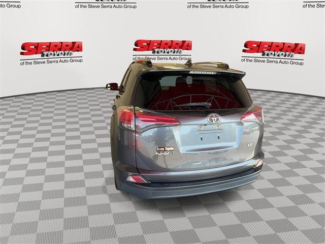 Certified Used 2018 MAGNETIC GRAY MET. Toyota  image 8