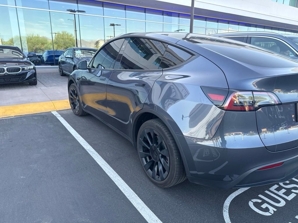 Used 2023 Midnight Silver Metallic Tesla Long Range image 4