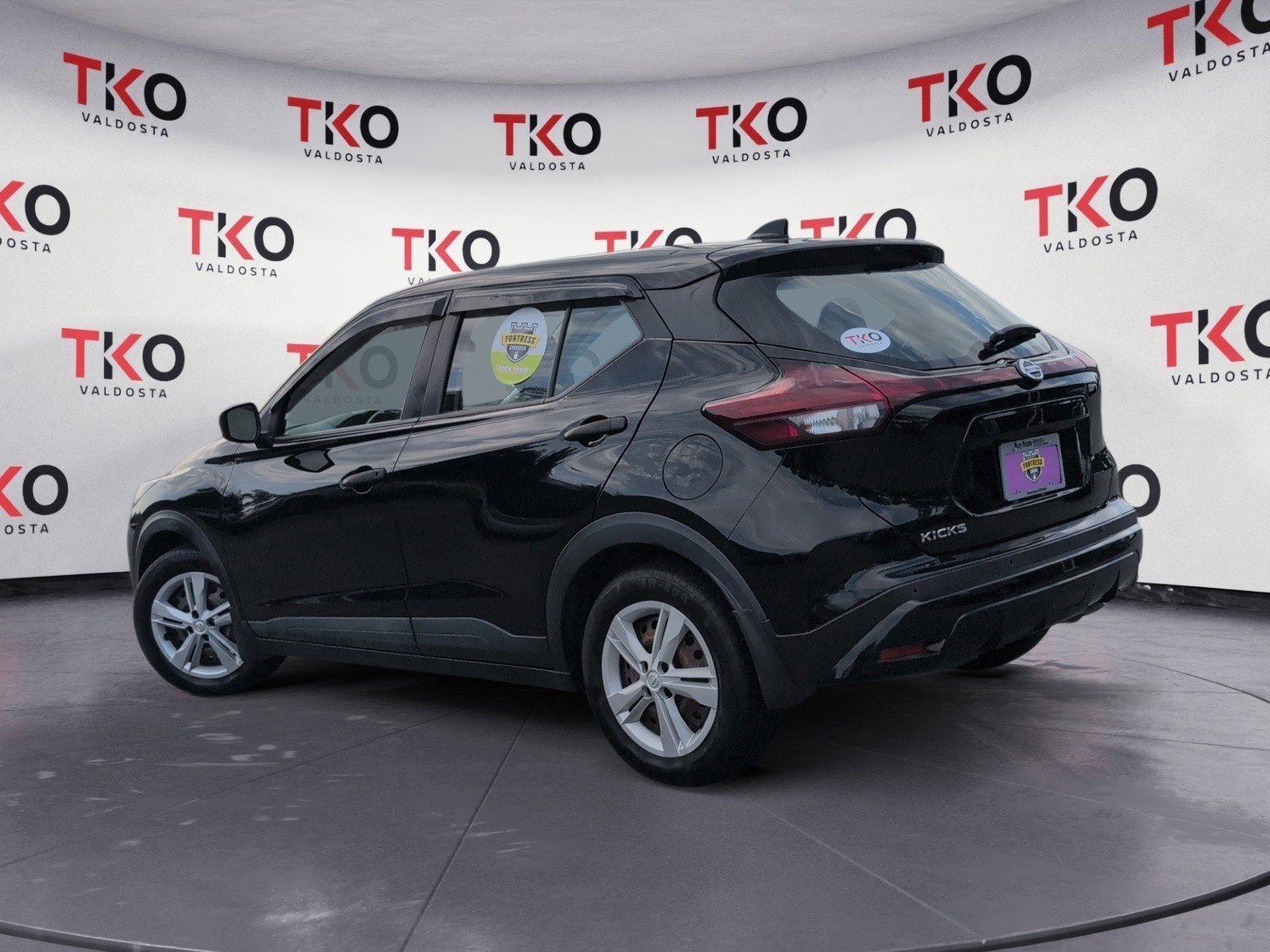 Used 2021 Super Black Nissan S image 9