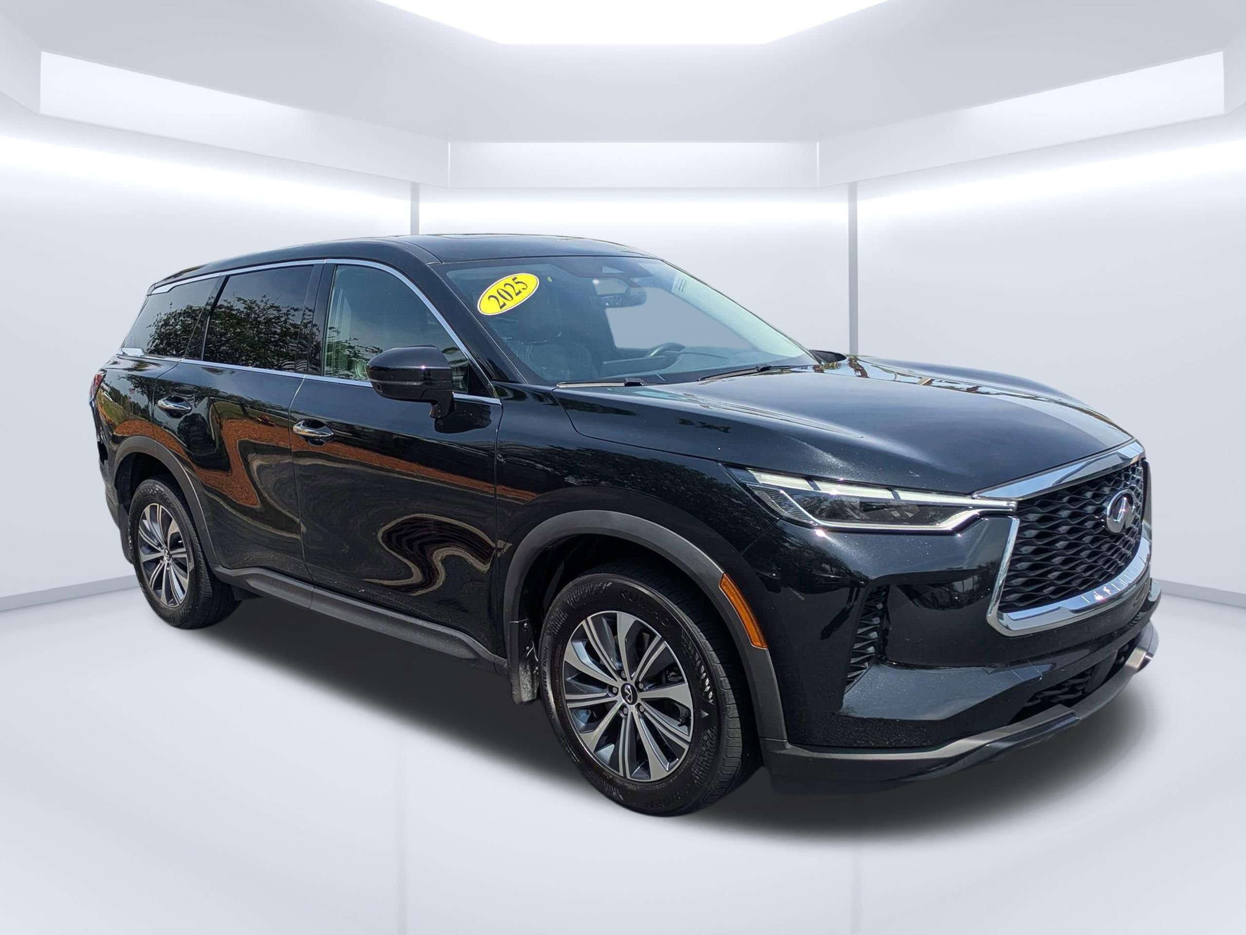 2025 INFINITI QX60 PURE