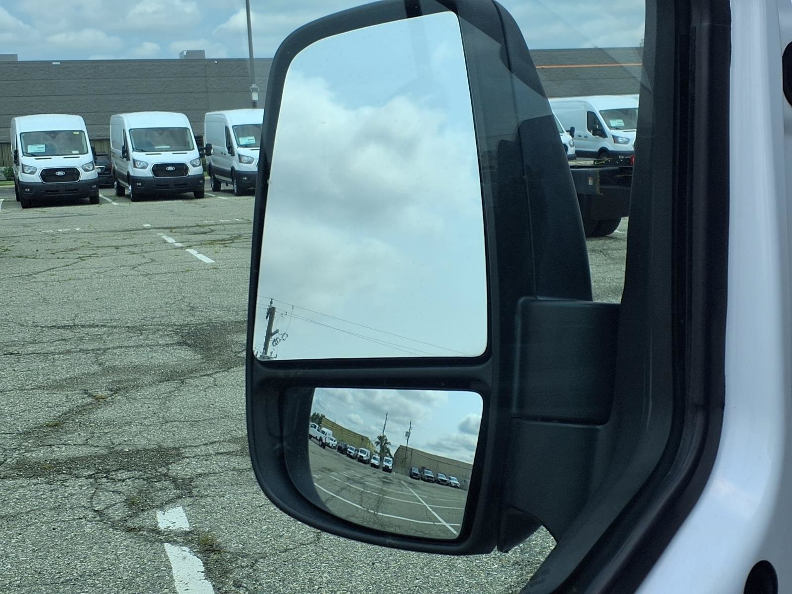 Certified Used 2023 Oxford White Ford Base image 26