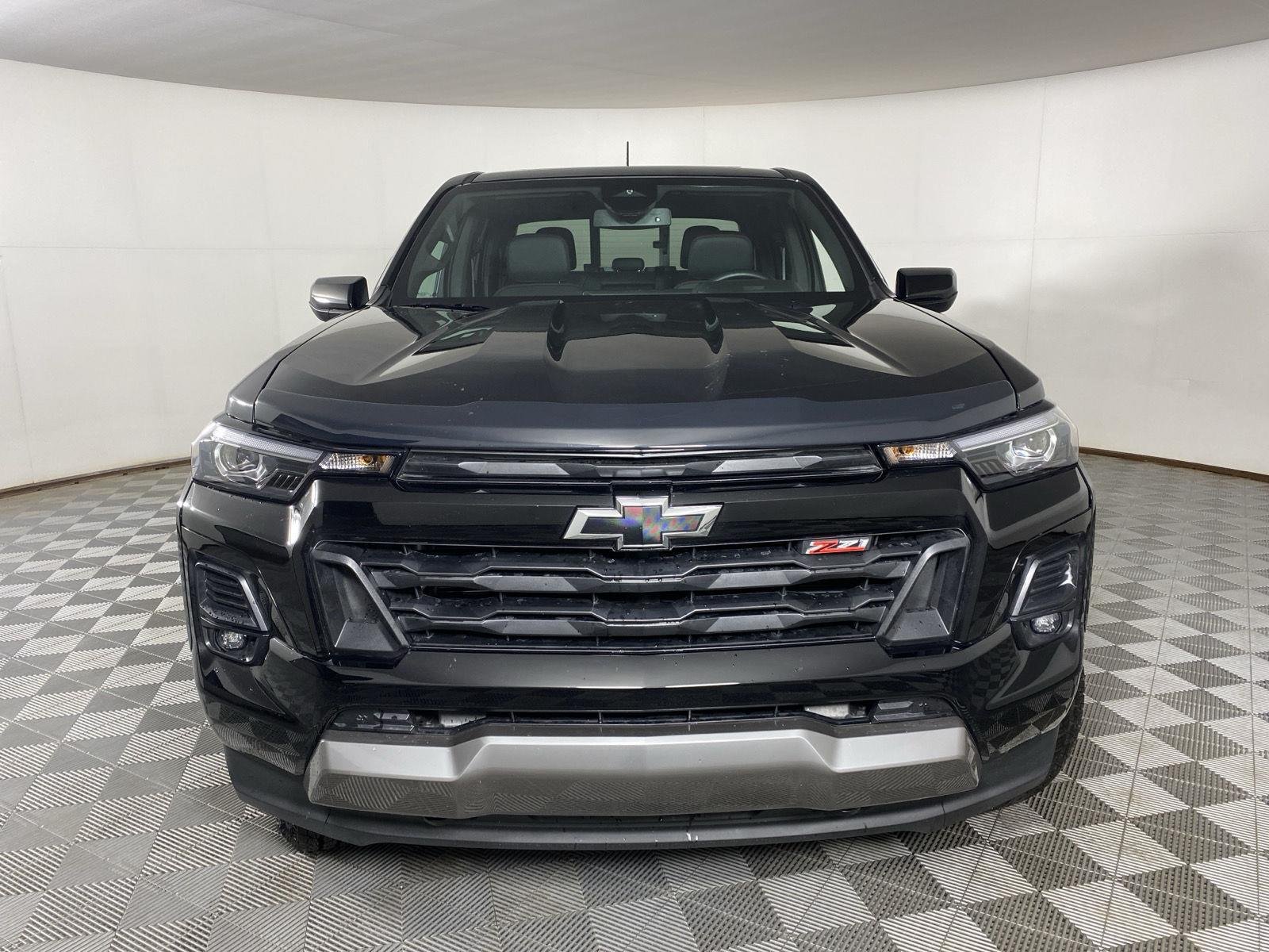 Used 2026 Black Chevrolet 4WD Z71 image 5