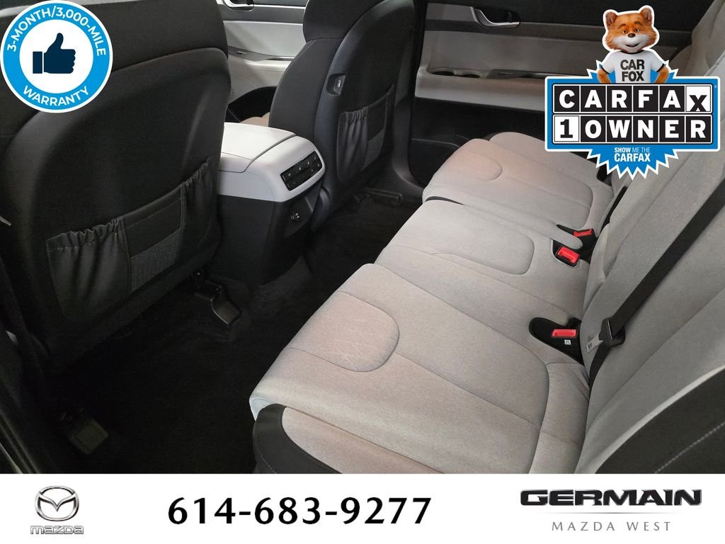 Used 2021 Black Hyundai SE image 20