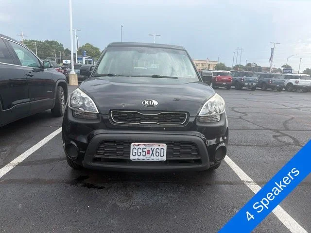 Used 2013 Shadow Pearl Metallic Kia Base image 2