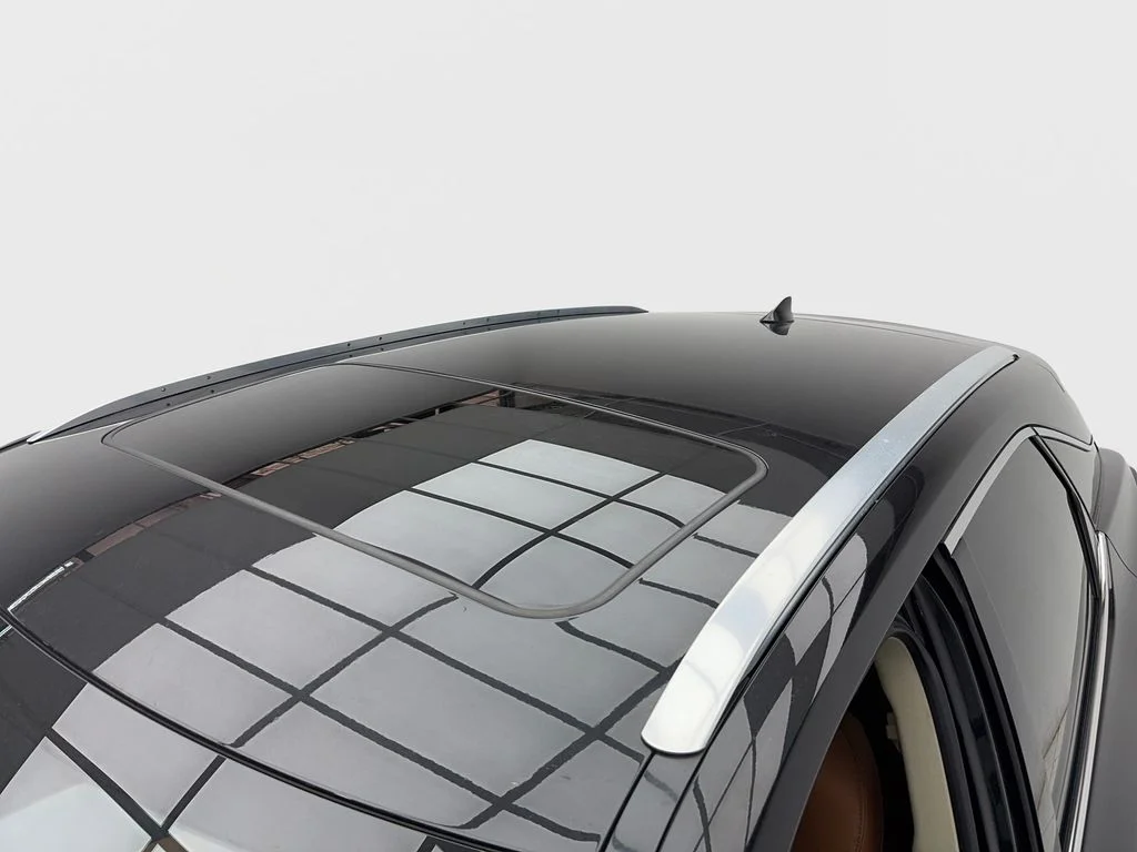 Used 2022 Black Lexus 350 image 10