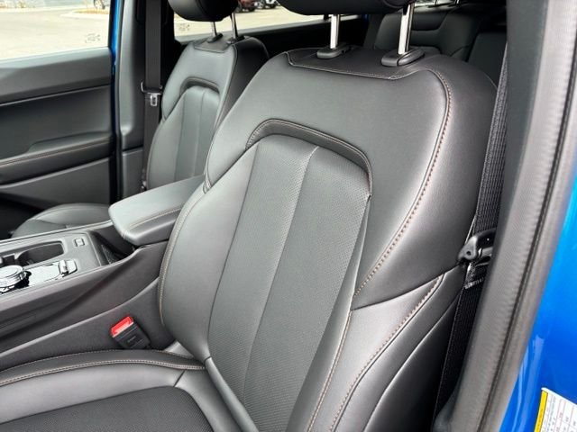New 2026 Hydro Blue Pearl-Coat Exterior Paint Jeep Laredo image 11