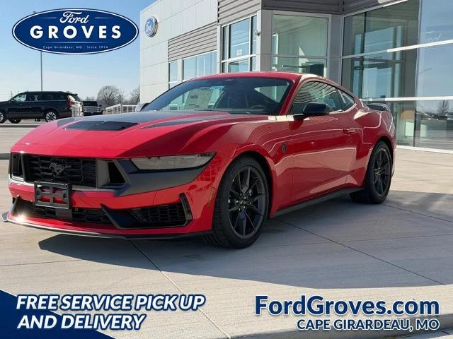 2026 Ford Mustang Dark Horse's photo