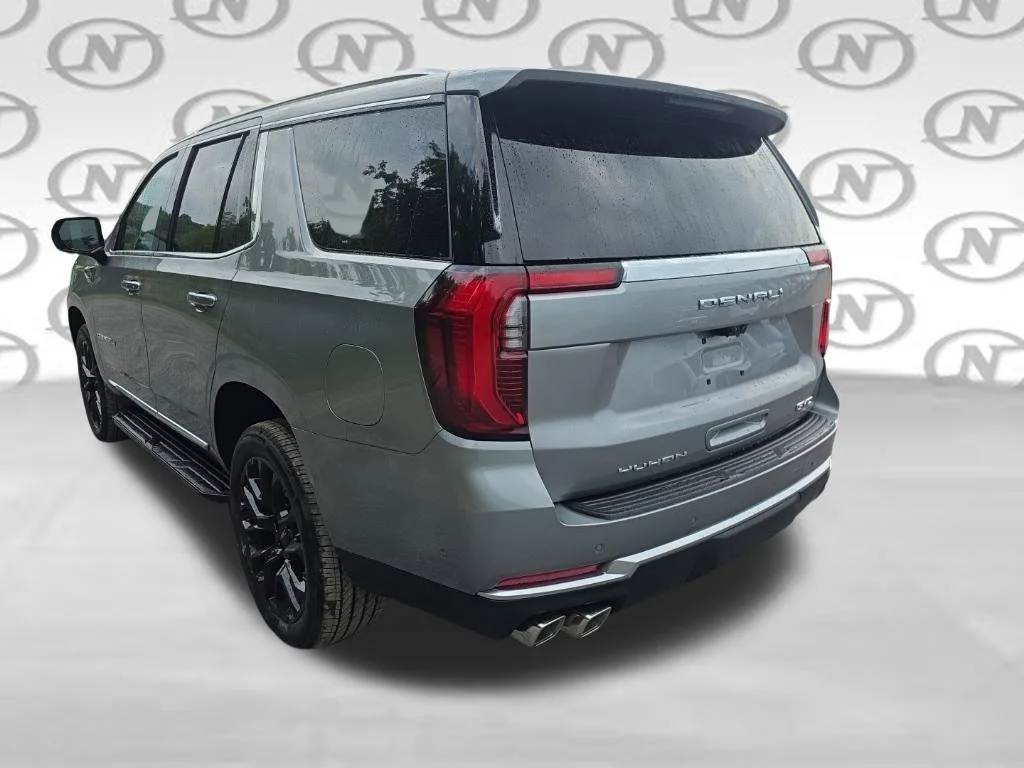 2026 GMC Yukon Denali - Photo 12