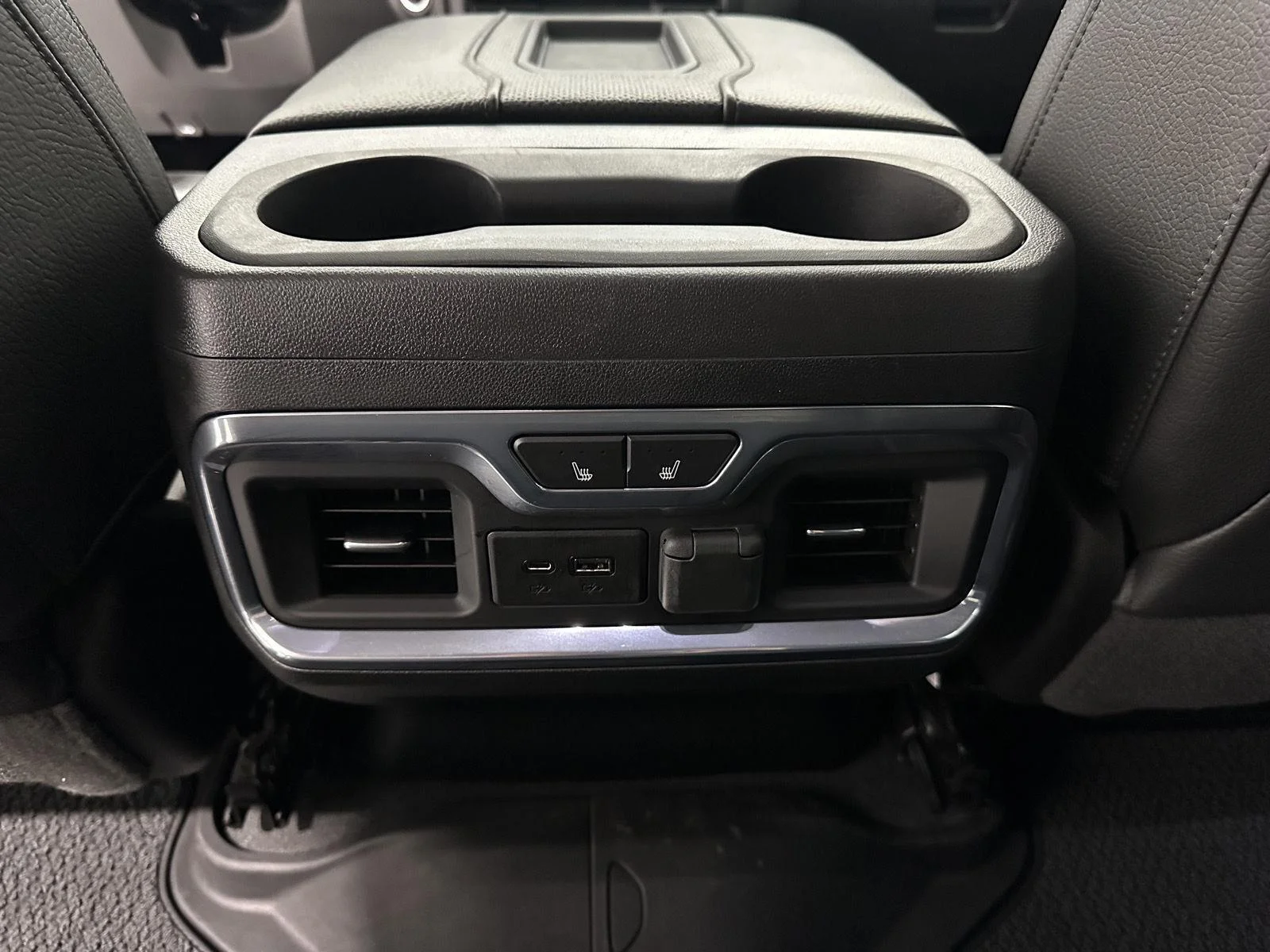 Used 2021 EBONY TWILIGHT METALLIC GMC Denali image 21