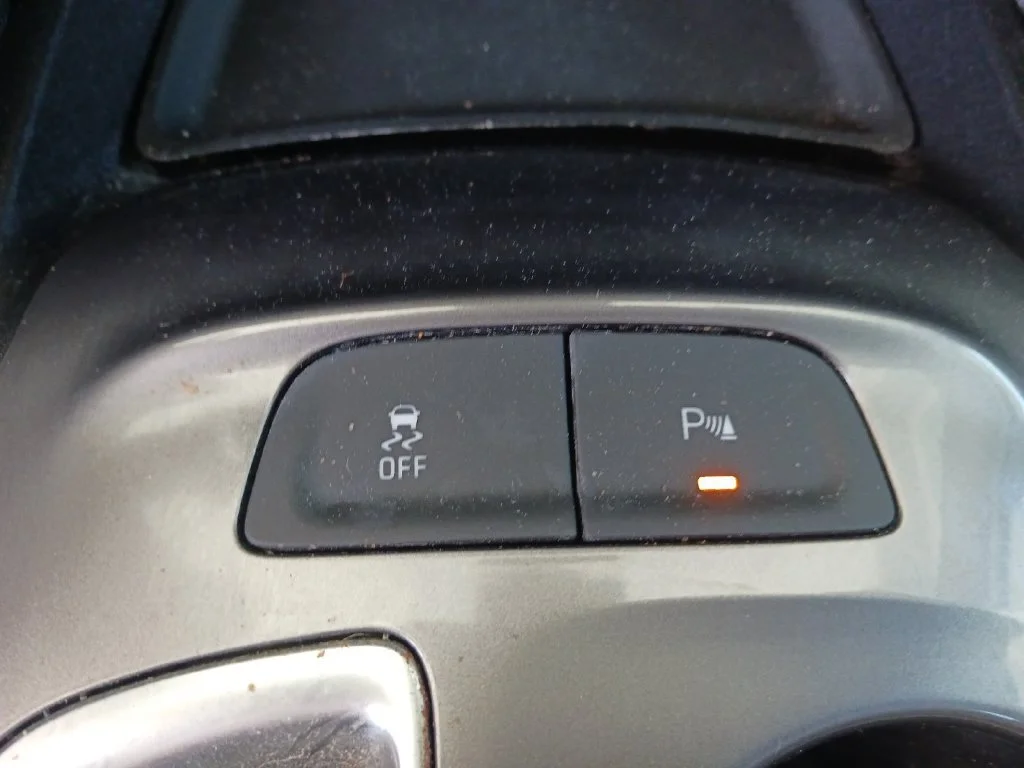 Used 2025 Mineral Gray Metallic Chevrolet LS image 23