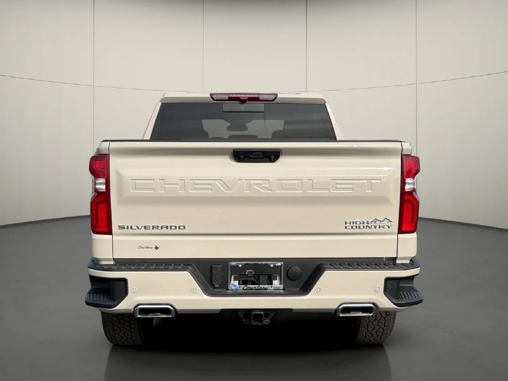 New 2026 White Sands Chevrolet High Country image 6
