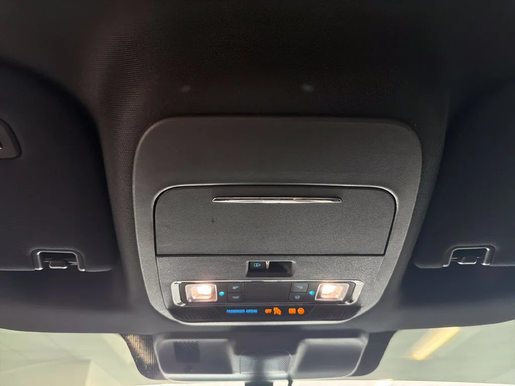Used 2024 White Ford Platinum image 17