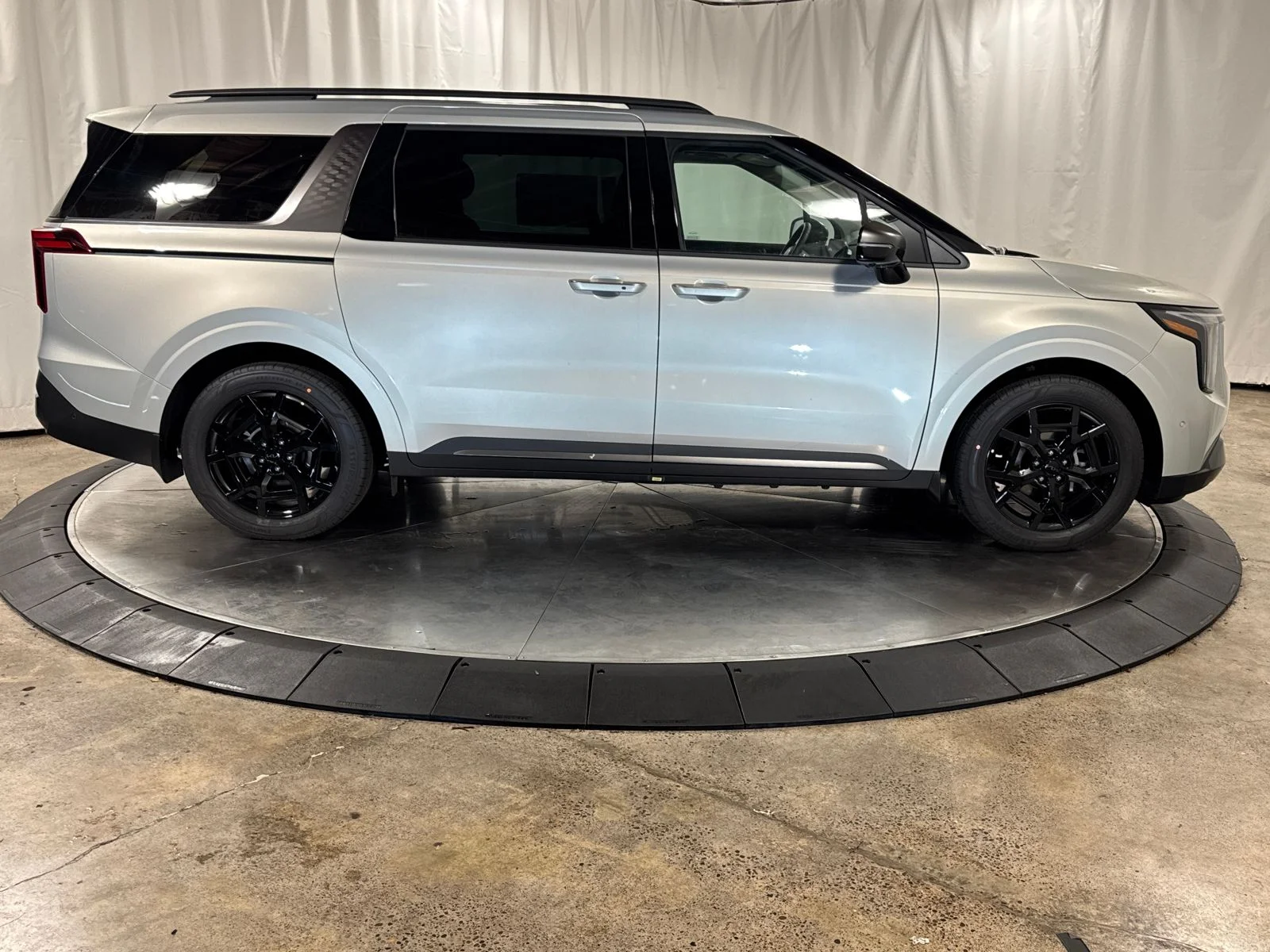New 2026 Ivory Kia SX Prestige image 11