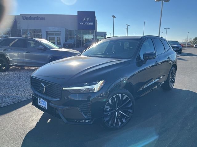 2026 Volvo XC60 B5 Ultra Dark AWD's photo