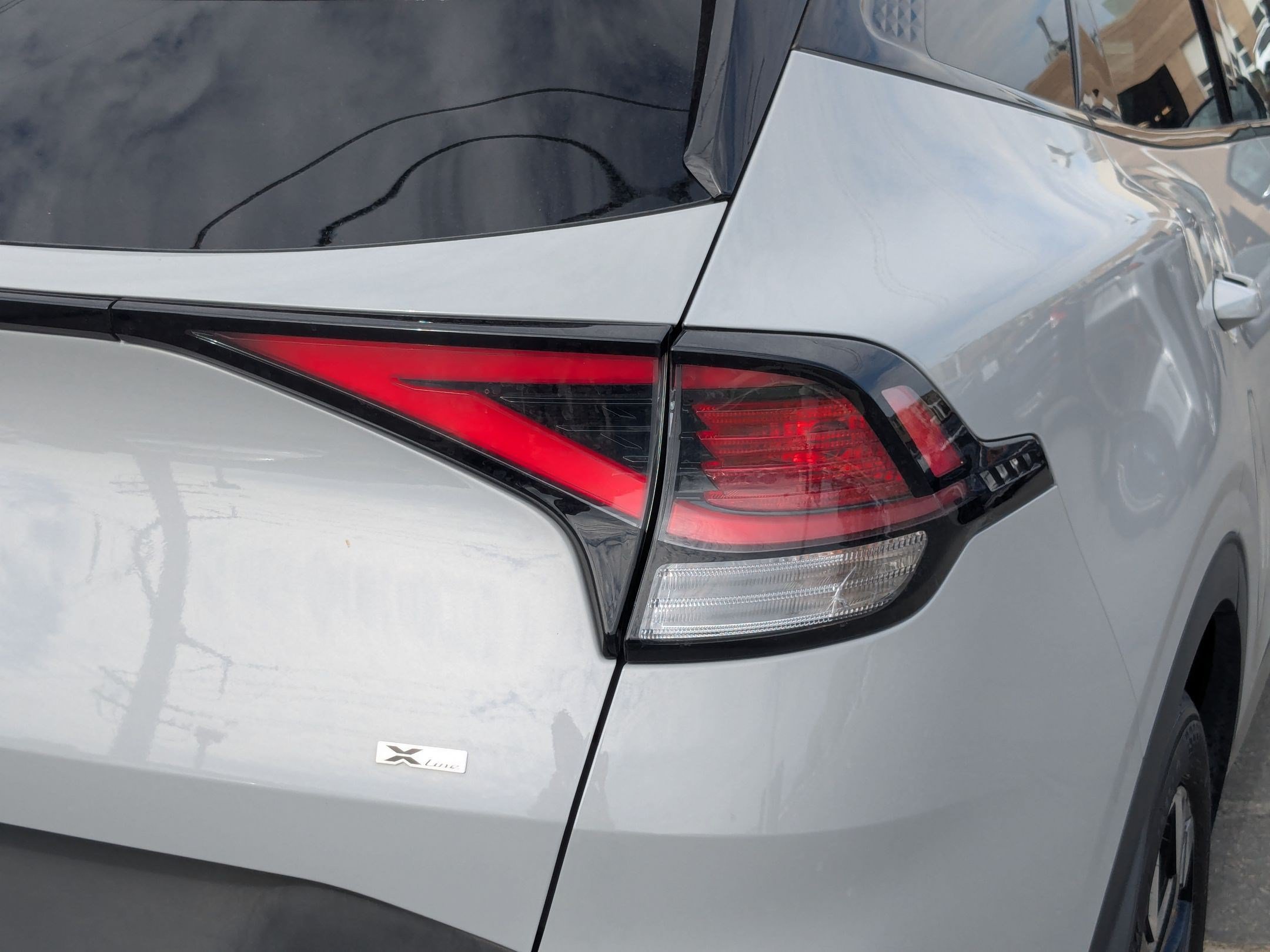 Used 2024 Wolf Gray Kia X-Line image 11