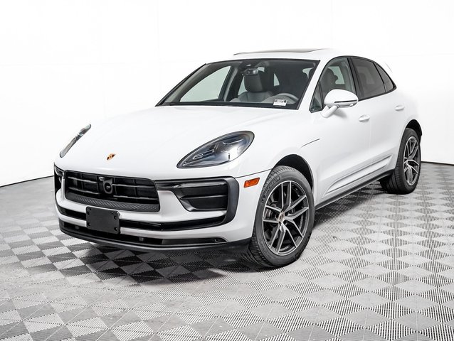 2026 Porsche Macan 