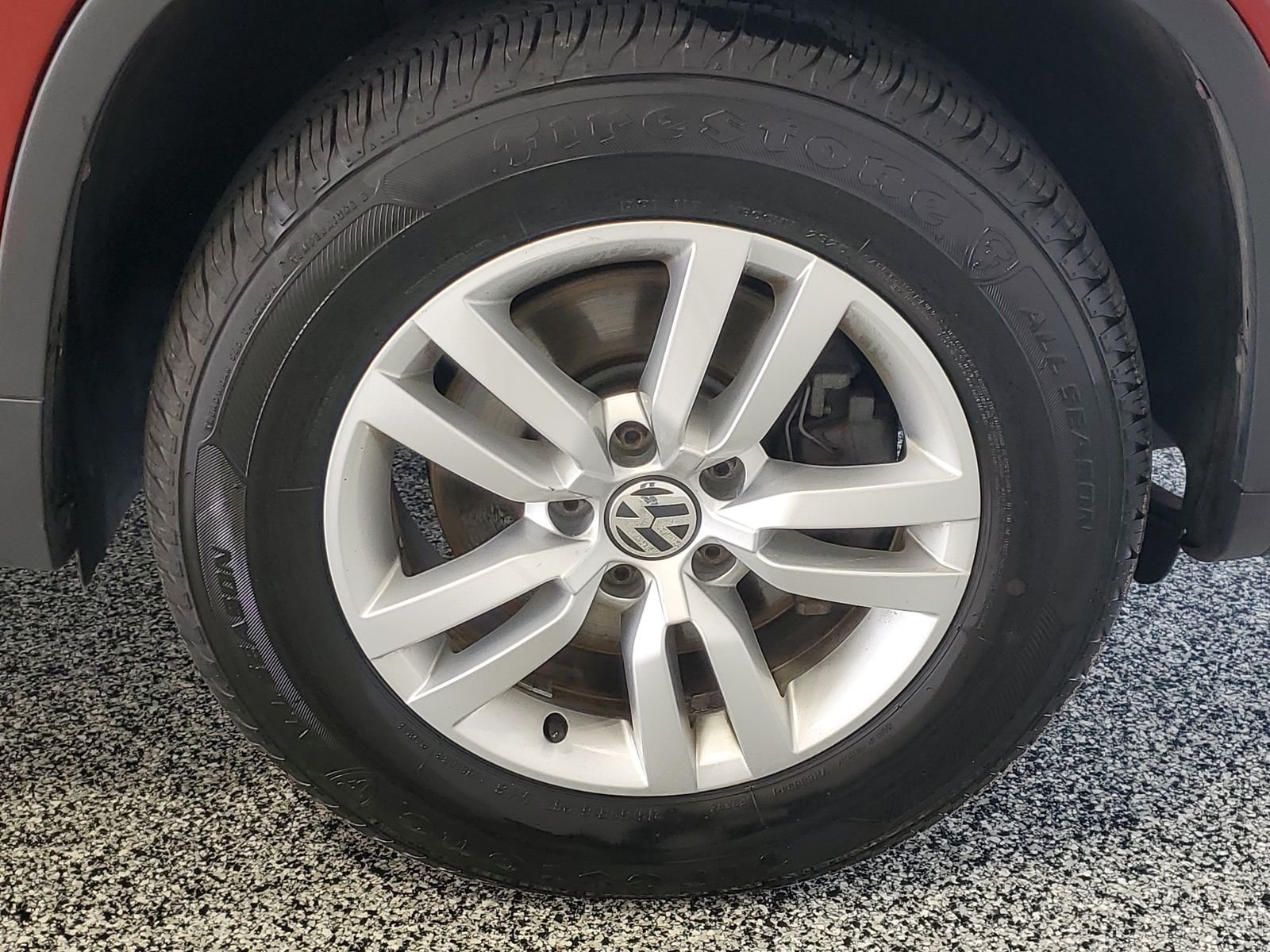 Used 2016 Red Volkswagen S image 5
