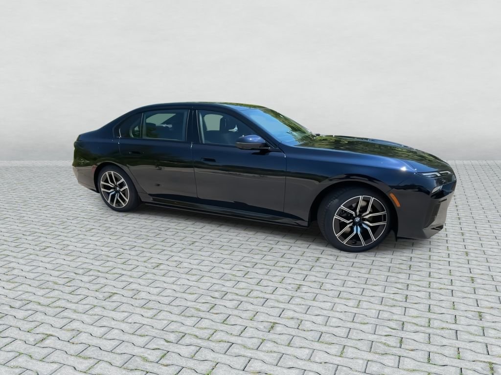 New 2026 Carbon Black Metallic BMW 750e xDrive image 9