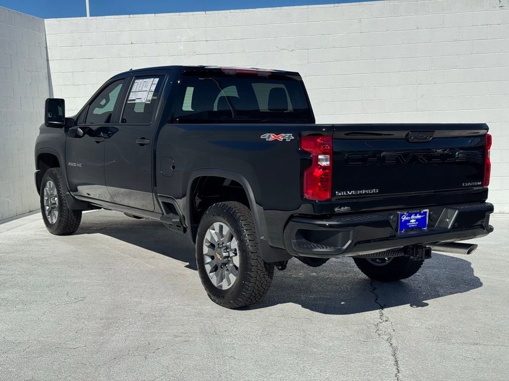 2026 Chevrolet Silverado 2500 HD Custom - Photo 9