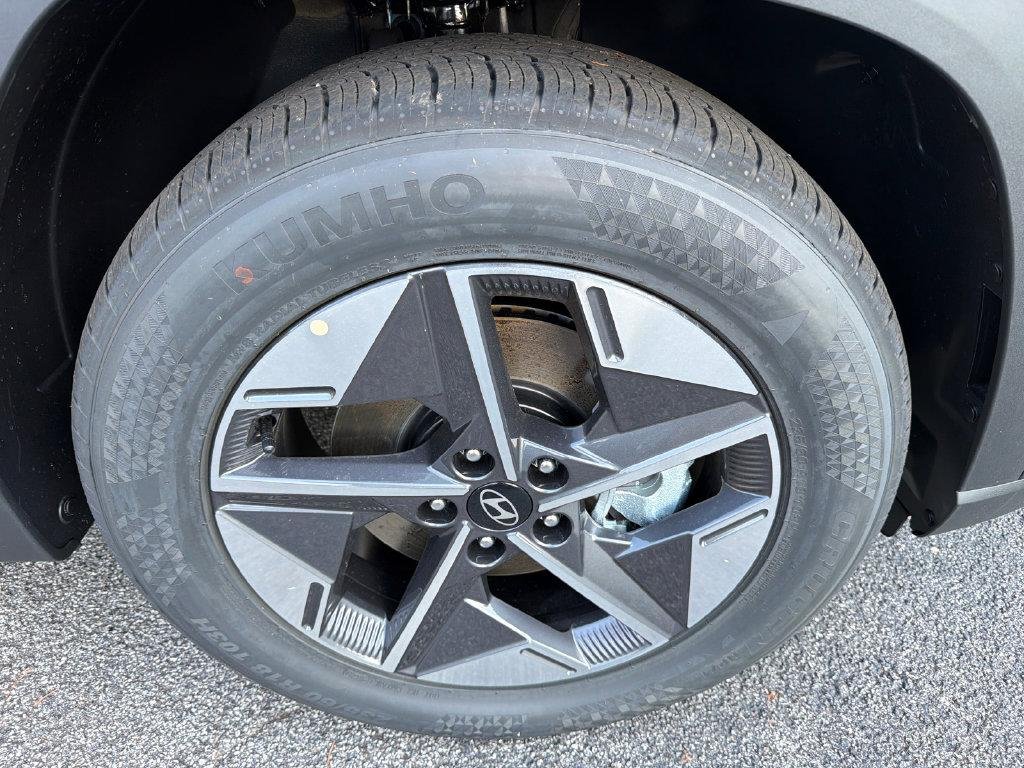 New 2026 Black Hyundai SEL FWD image 12