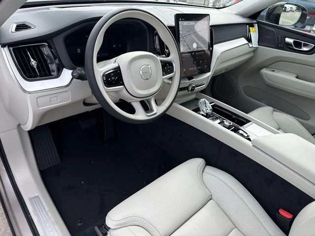 New 2026 White Volvo B5 Ultra image 26