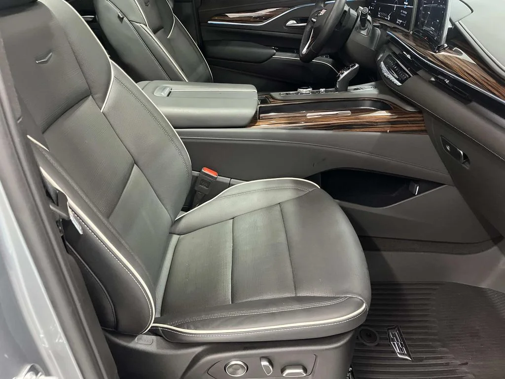 Used 2024 Argent Silver Metallic Cadillac Premium Luxury image 29