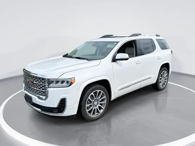Used 2023 White GMC Denali image 1