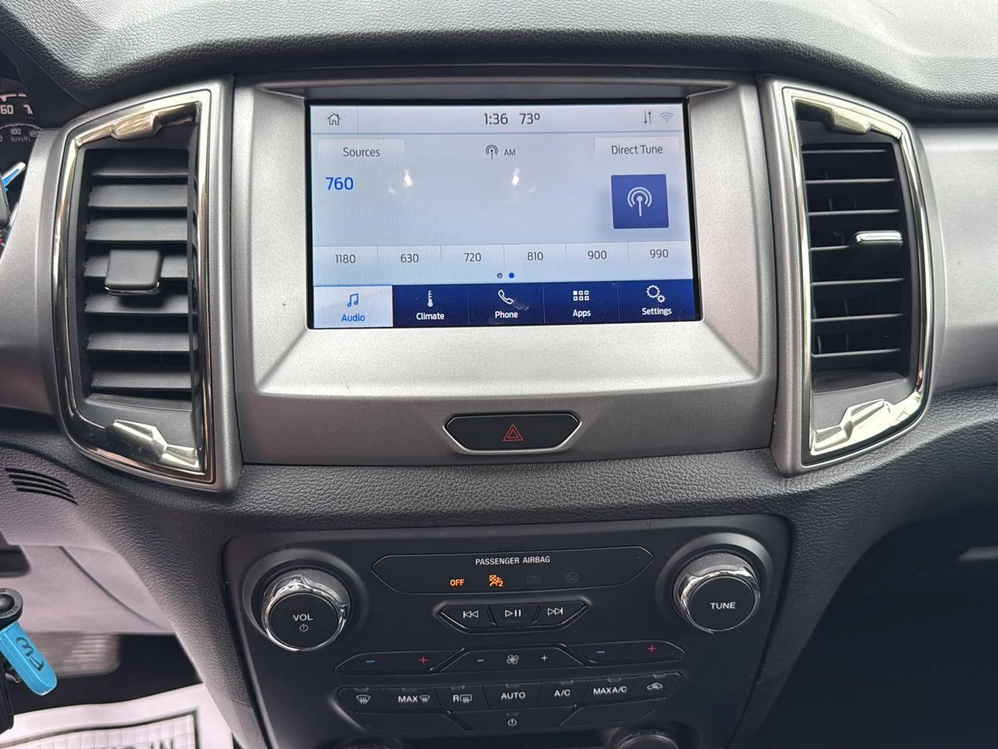 Used 2022 Iconic Silver Ford XLT image 5