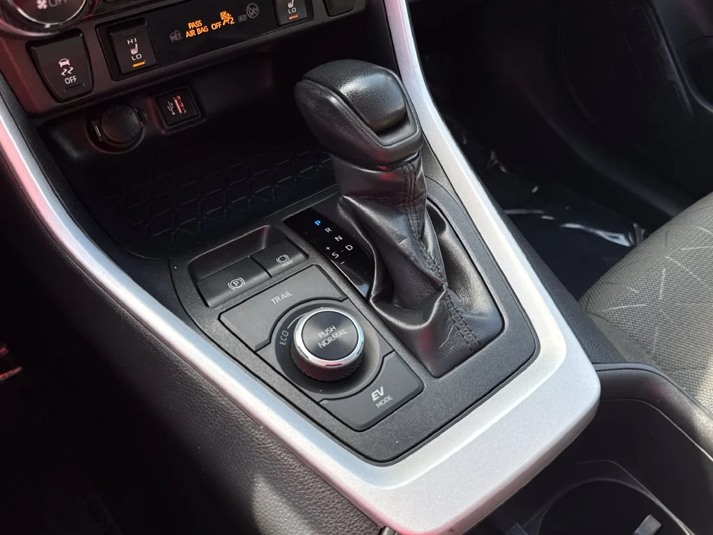 Used 2024 Black Toyota XLE image 27
