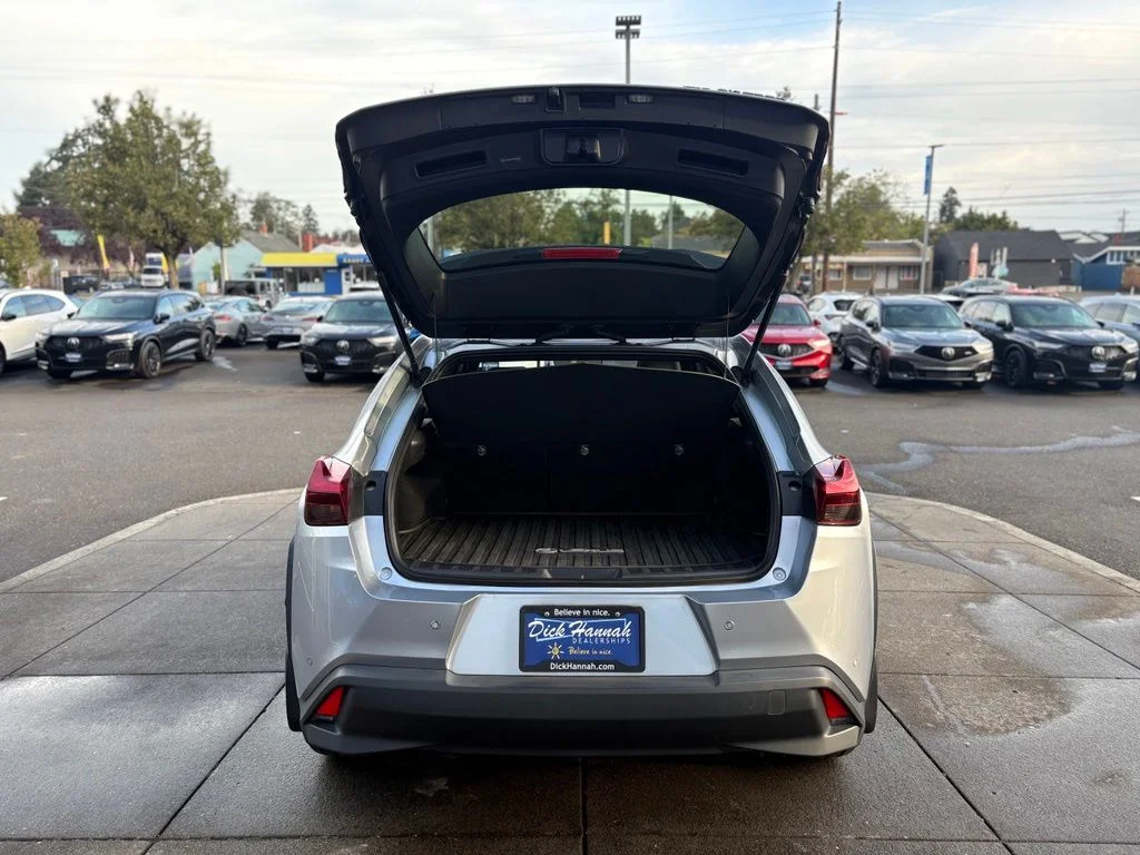 Used 2023 Silver Lexus 250h Base image 8