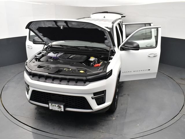 New 2026 White Jeep Limited Altitude image 29
