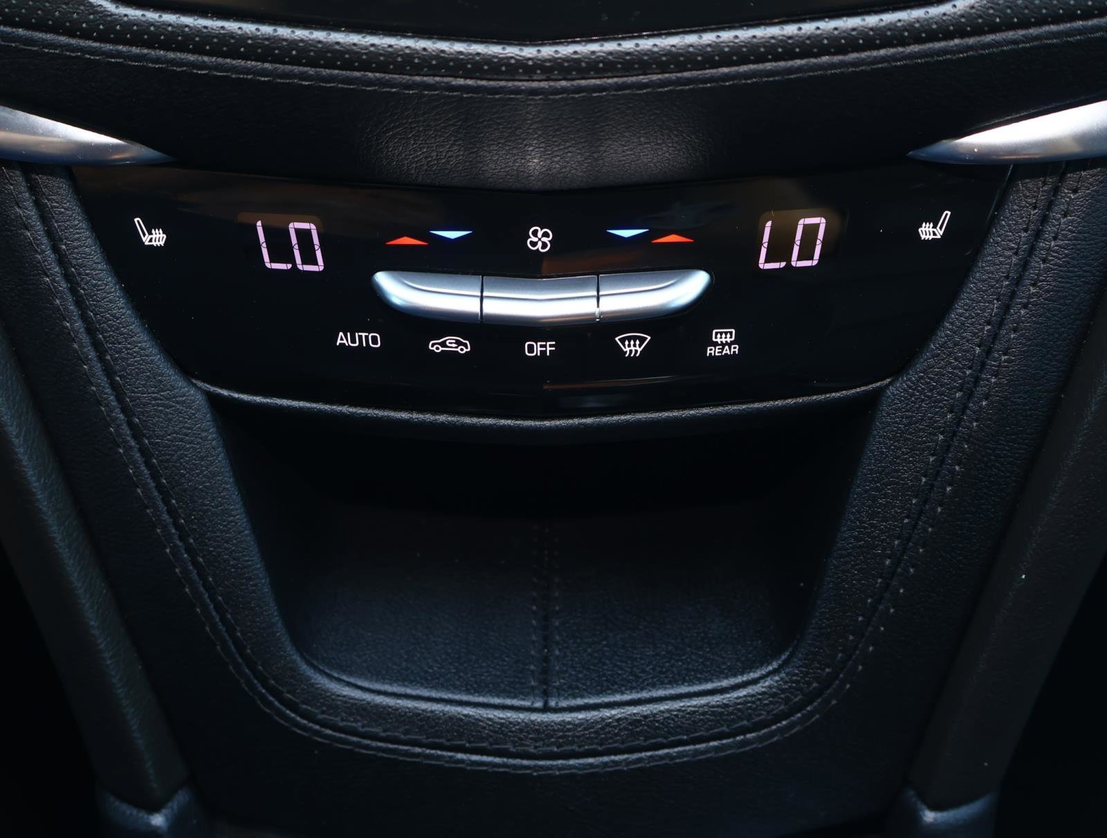 2024 Cadillac XT5 Luxury - Photo 23