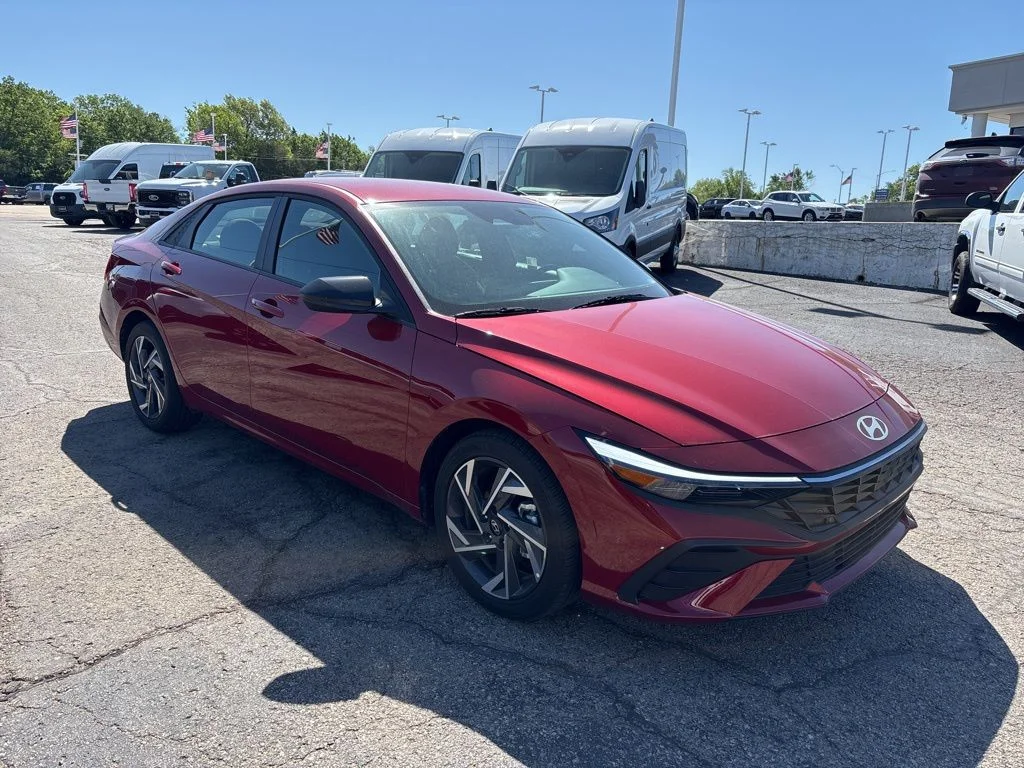 2025 Hyundai Elantra 2.0 SEL Sport IVT's photo