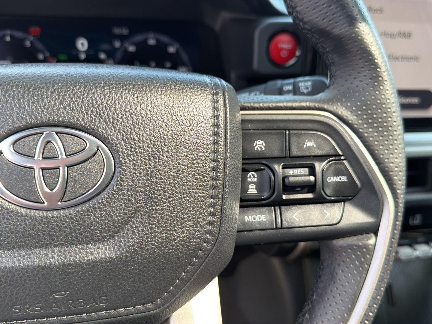 Used 2025 Ice Cap Toyota Hybrid Platinum image 22