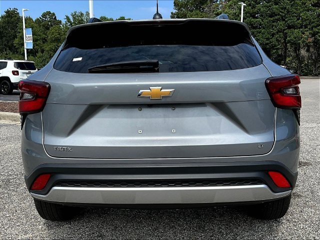 Used 2026 Sterling Gray Metallic Chevrolet LT image 5