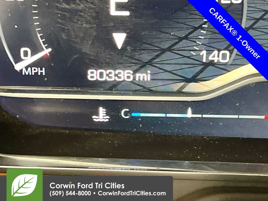 Used 2022 Summit White GMC AT4 image 2