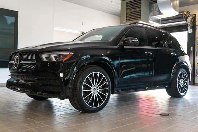 Certified Used 2022 Black Mercedes-Benz GLE 450 image 3