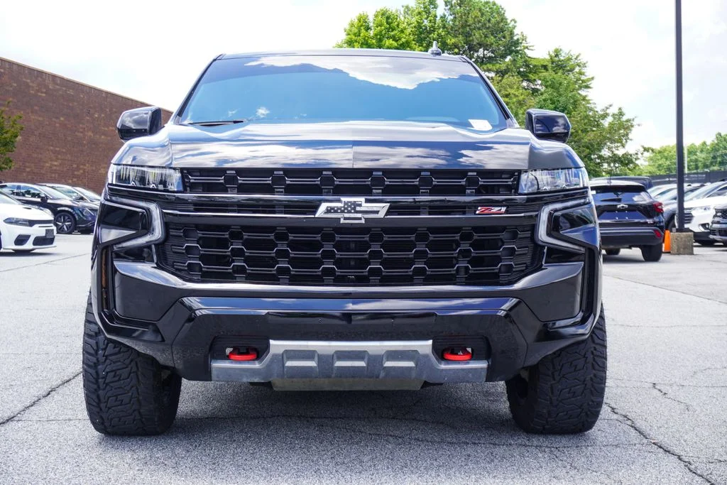 Used 2024 Black Chevrolet Z71 image 30