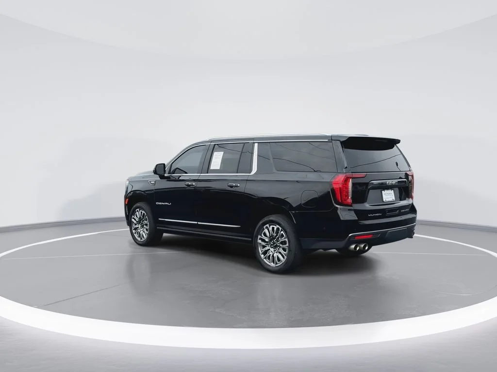 Used 2024 Black GMC Denali Ultimate image 6