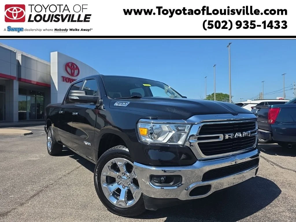 2020 RAM 1500 Big Horn/Lone Star 4x4 Crew Cab 6'4's photo